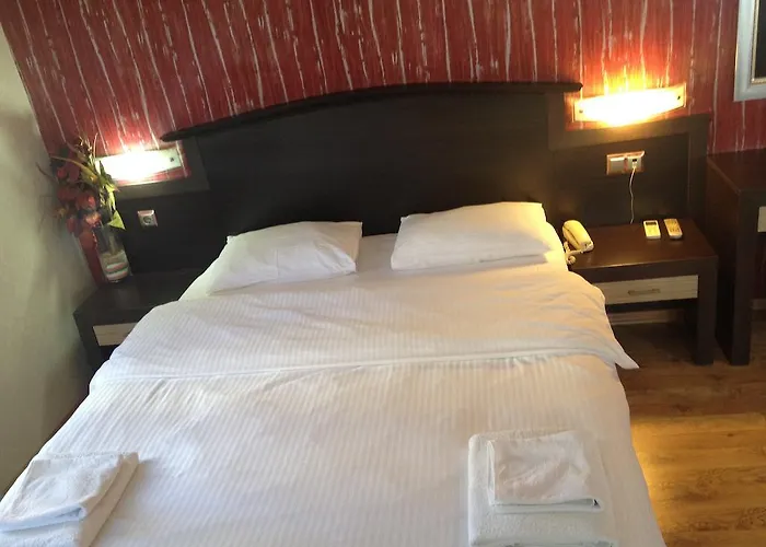 Alojamento de Acomodação e Pequeno-almoço Sari Konak Apart Adana