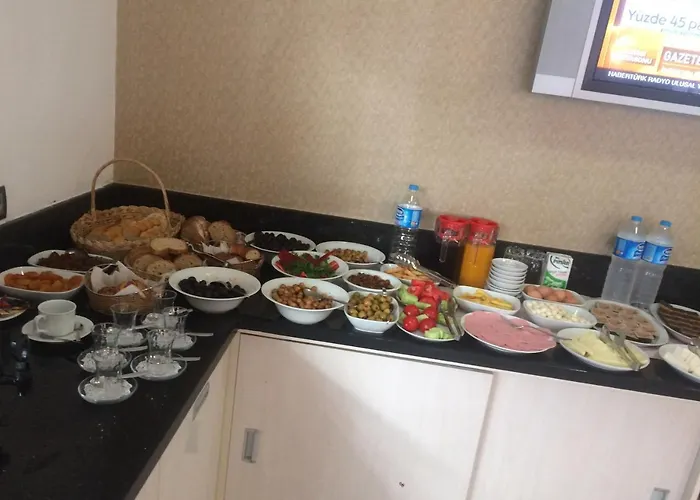 Alojamento de Acomodação e Pequeno-almoço Sari Konak Apart Adana